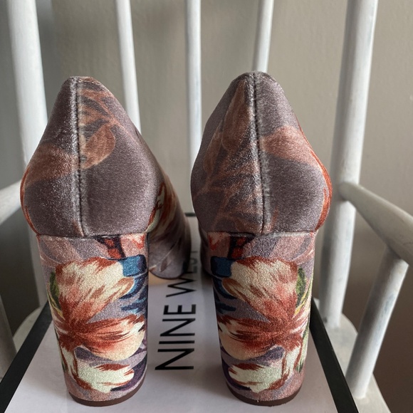 Heels 👠 - Picture 5 of 7